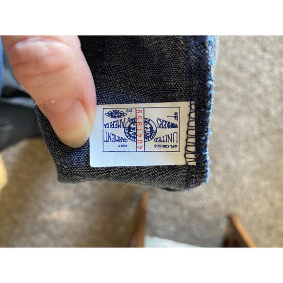 Lee Chambray button down ruffle front dark wash 1980s western - Picture 9 of 9